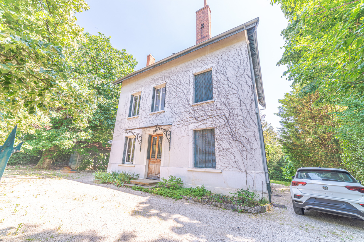 Maisons à Vendre à Charbonnieres-Les-Bains Entre Particuliers Et Agences