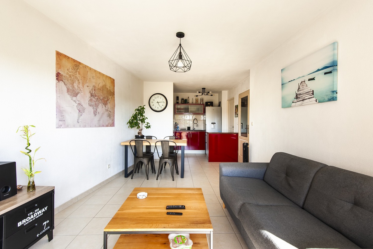 Parking + Appartement Istres