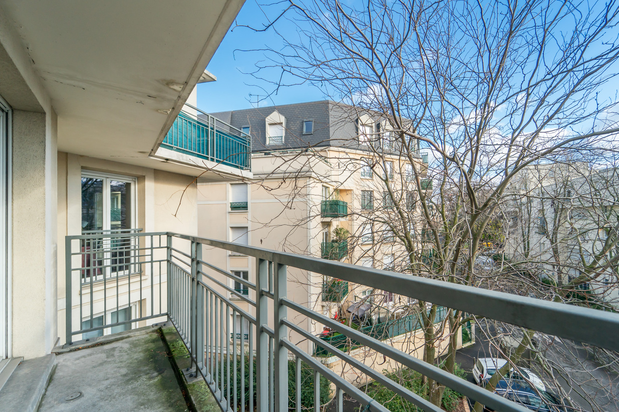 Parking + Appartement Rosny-so