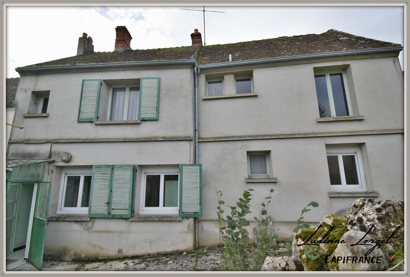 Dpt Aisne (02), à vendre GRISOLLES maison à rénover entièrement- 116m2-  4 chambres- garage- terrain 1450m2