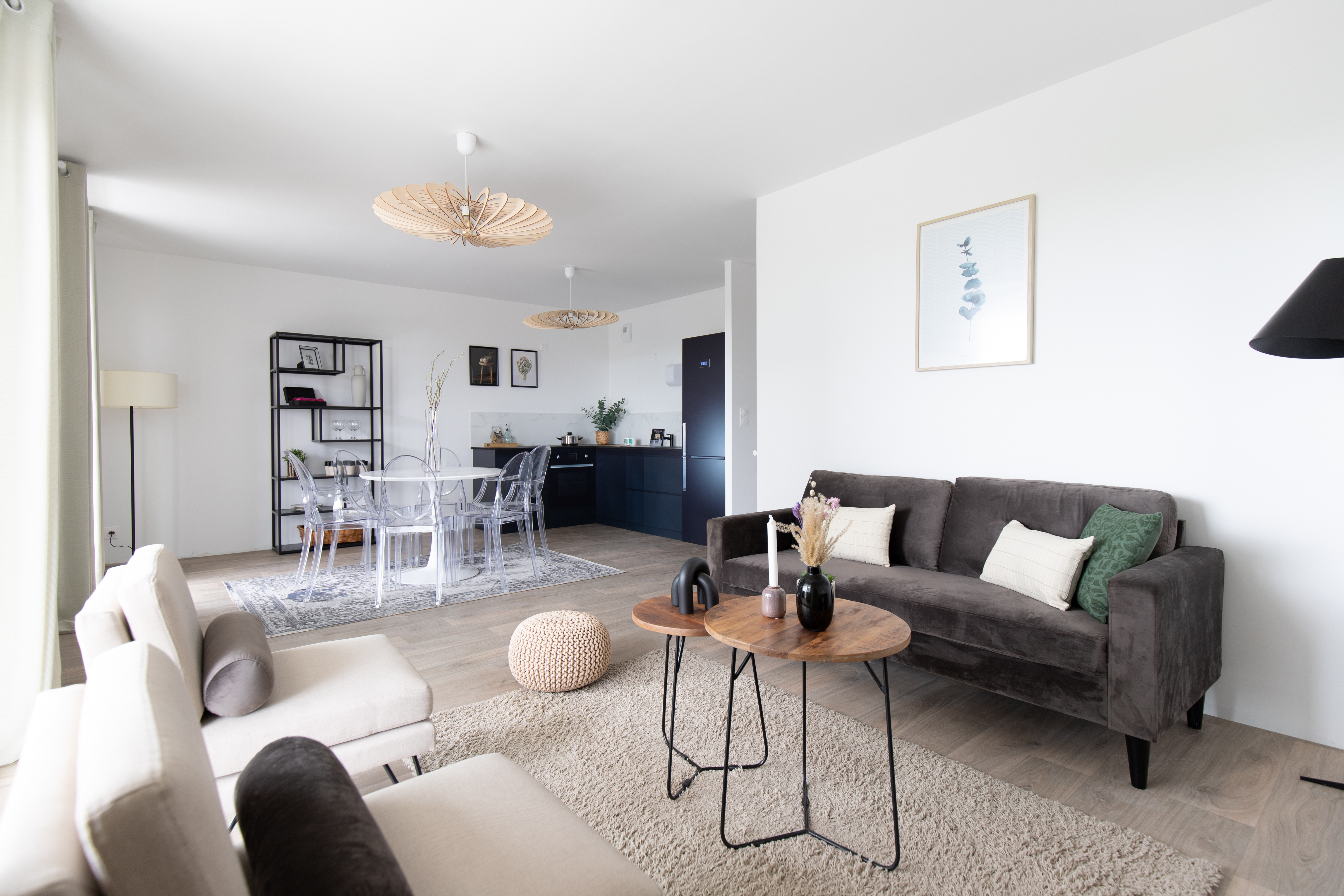 Image 1 sur 13 du lot