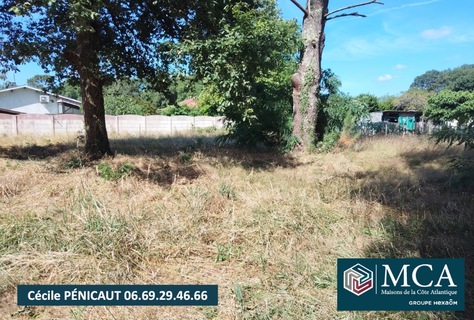 Terrain à partir de 741m² à Saugnac-et-Cambran à Saugnac-et-Cambran