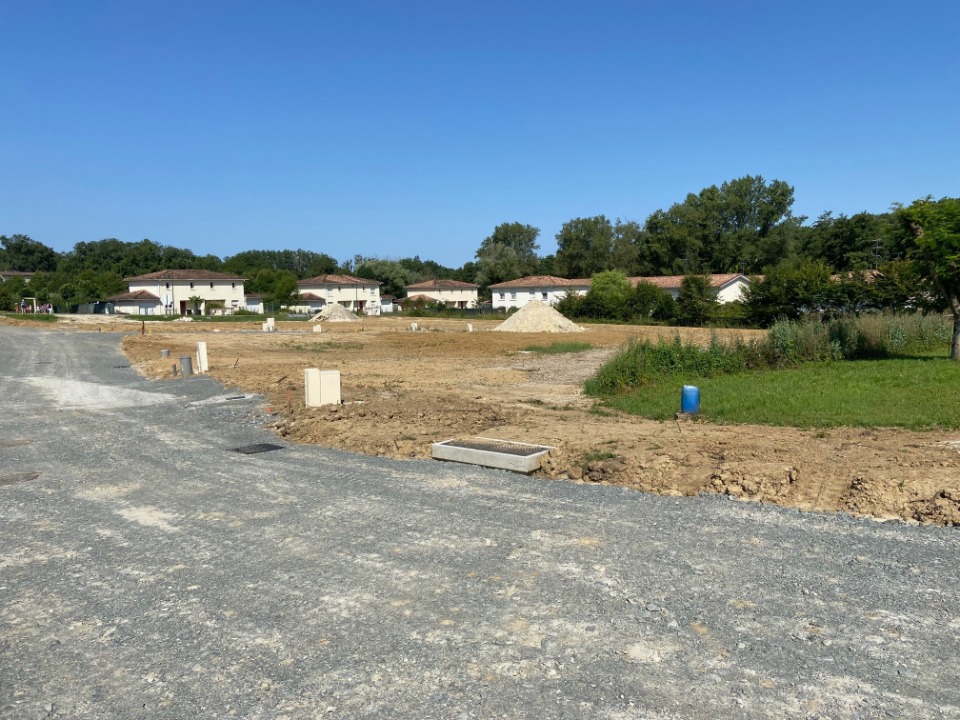 Terrain À Partir de 719m² À Sadirac