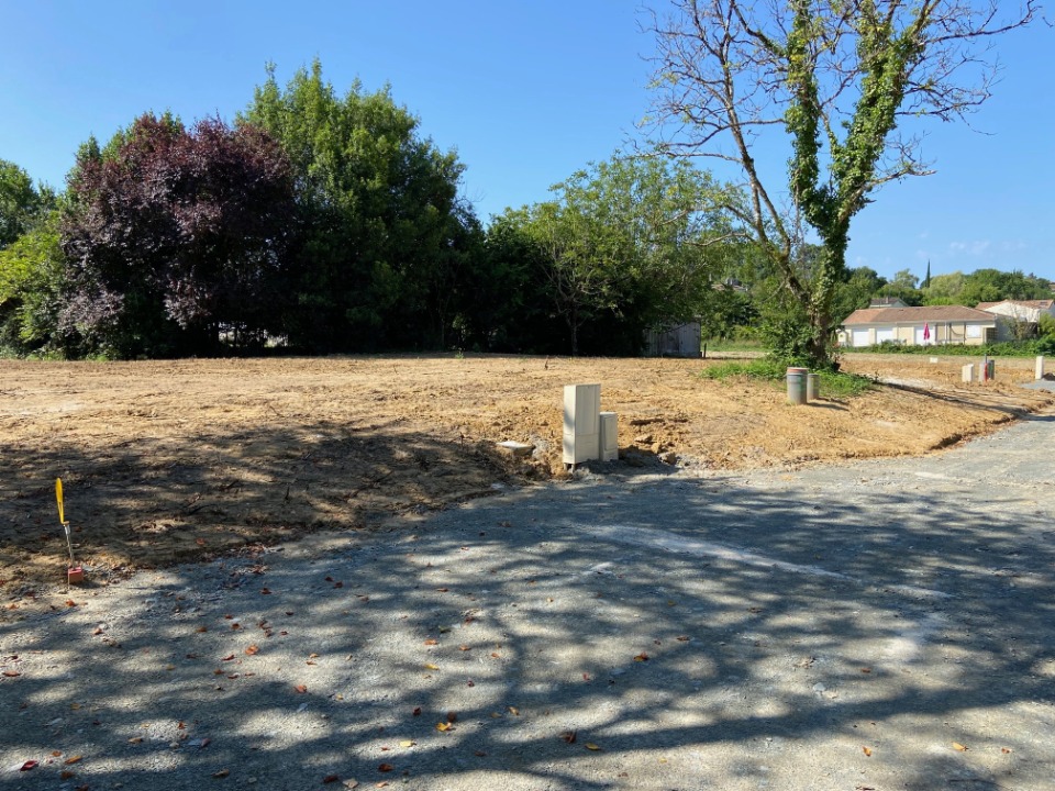 Terrain À Partir de 582m² À Léognan