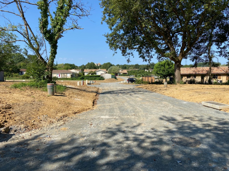 Terrain À Partir de 700m² À Ambarès-et-Lagrave