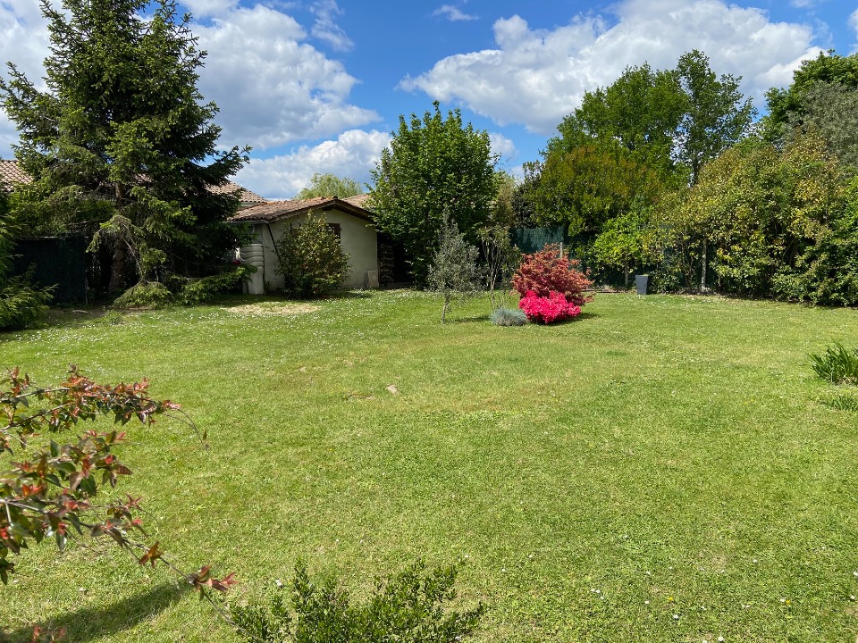 Terrain À Partir de 570m² À Artigues-Près-Bordeaux