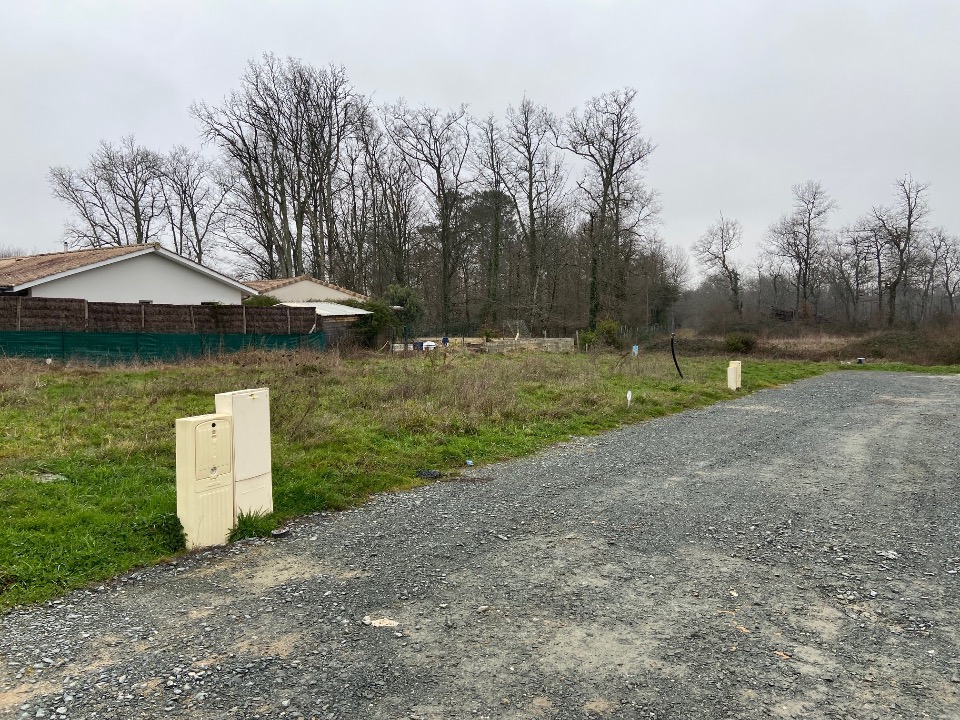 Terrain À Partir de 582m² À Madirac
