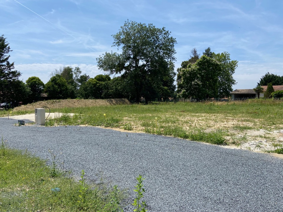 Terrain À Partir de 719m² À Sadirac