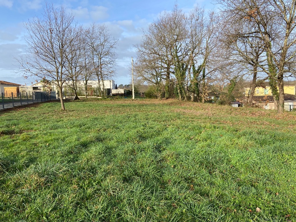 Terrain À Partir de 630m² À Baron