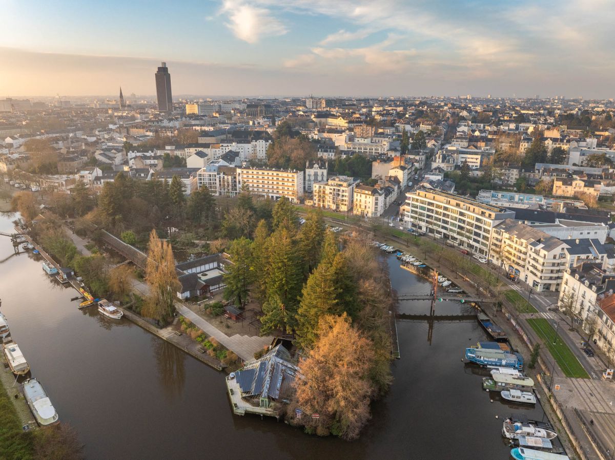 QUAI 37 à Nantes