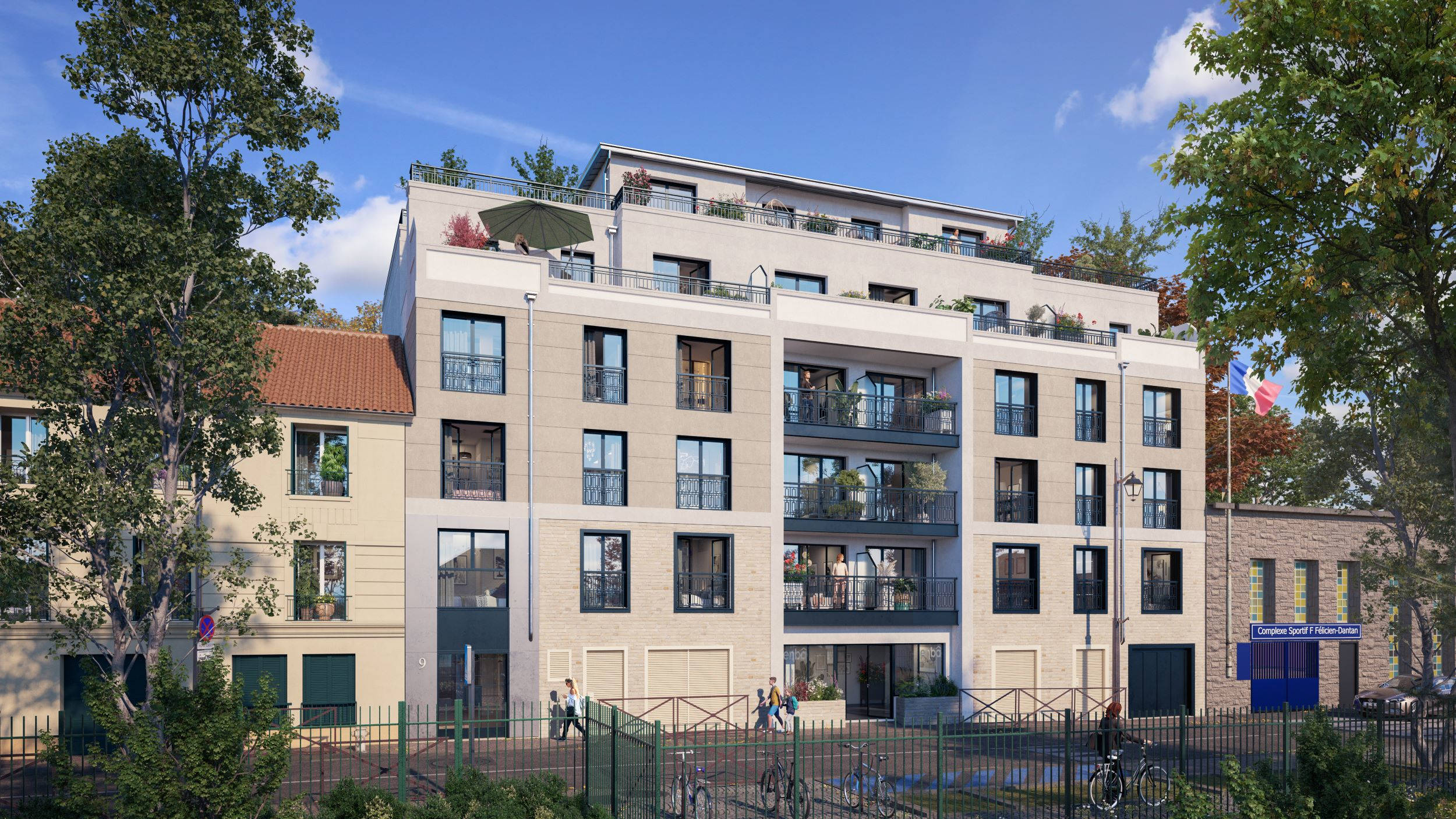 Mantes-la-Jolie face square Brieussel-Bourgeois à Mantes-la-Jolie