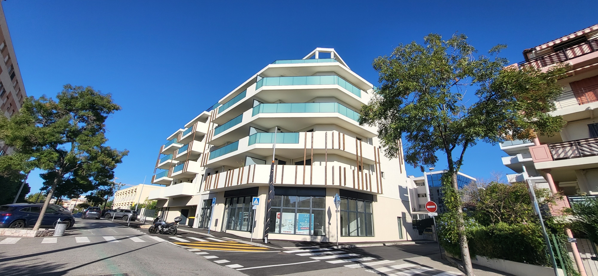 Commerces - t6 à Cagnes-sur-Mer